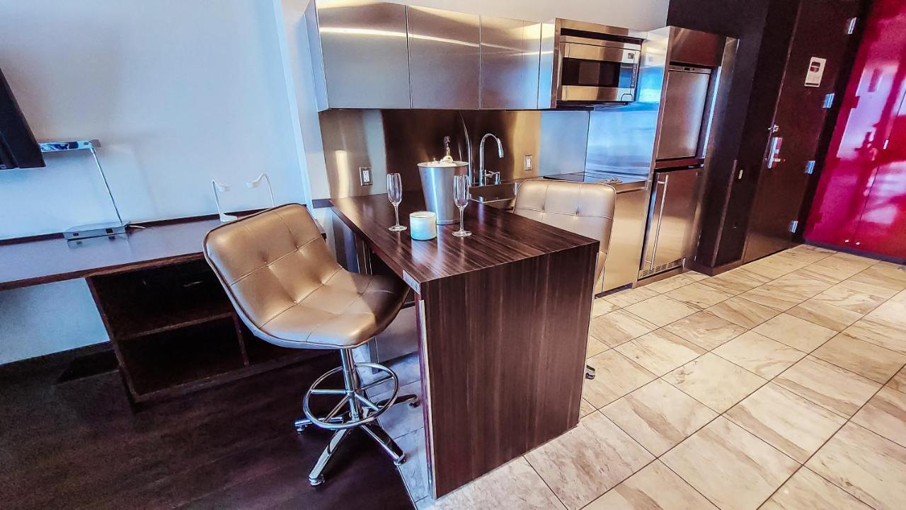 Luxury 53Rd Flr Condo With Amazing Sunset View & Balcony No Refee At Palms Place Las Vegas Bagian luar foto